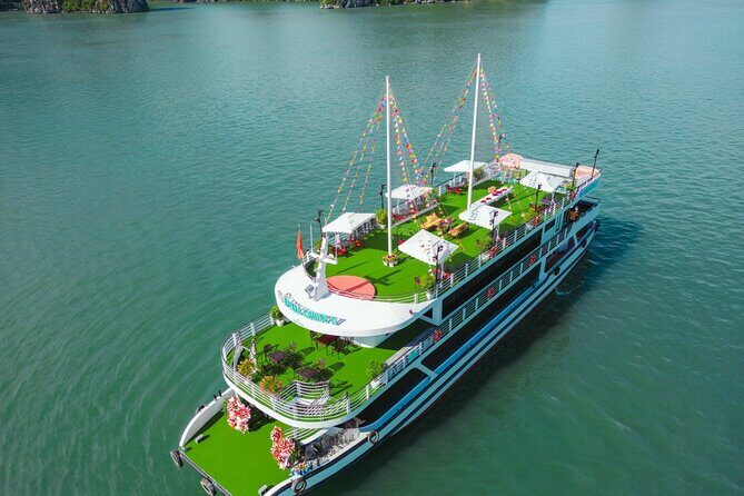 Hanoi : 5 Star Halong Bay Cruise Buffet Lunch,Limousine & Jacuzzi - Practical Details and Tips