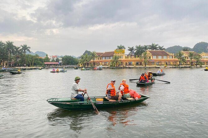 Hanoi to Ninh Binh: Deluxe Day Tour Discover Hoa Lu, Tam Coc - Practical Considerations
