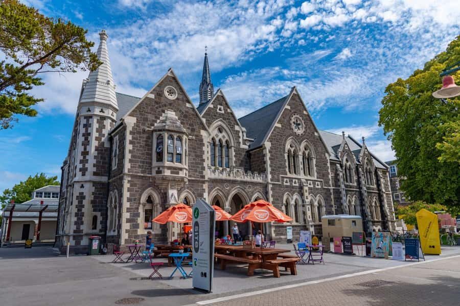Heartbeat of the City: Private Christchurch Walking Tour - Exploring the Itinerary in Detail