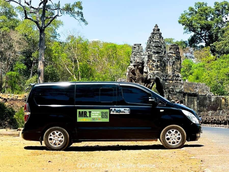 Ho Chi Minh City: Phnom Penh Day Trip with Lunch - The Journey from Ho Chi Minh City to Phnom Penh