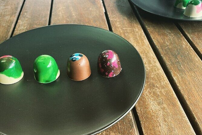 Hobart Half Day Wine and Food Tour - Transportation & Group Size