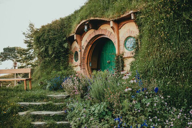Hobbiton Movie Set & Blue Springs: Private Tour from Auckland - Why This Tour Adds Value