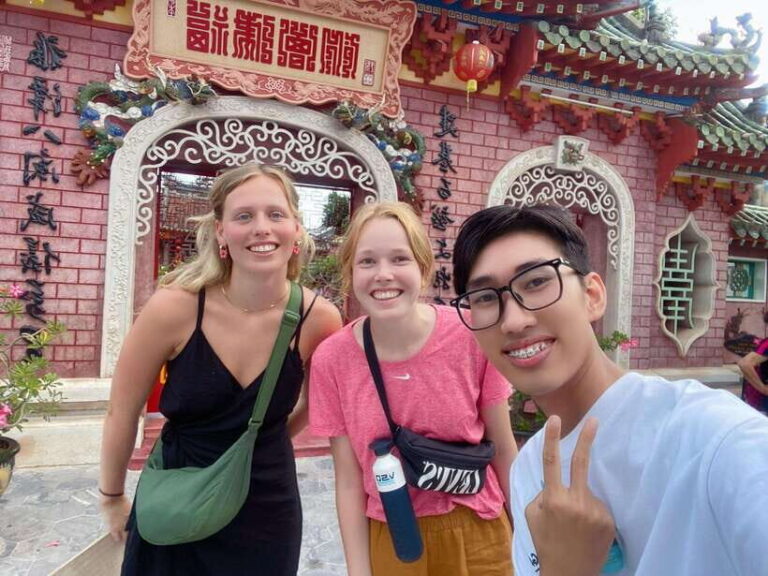 Hoi An Ancient Town - Walking Tour with Local Guide - Why Travelers Love This Tour