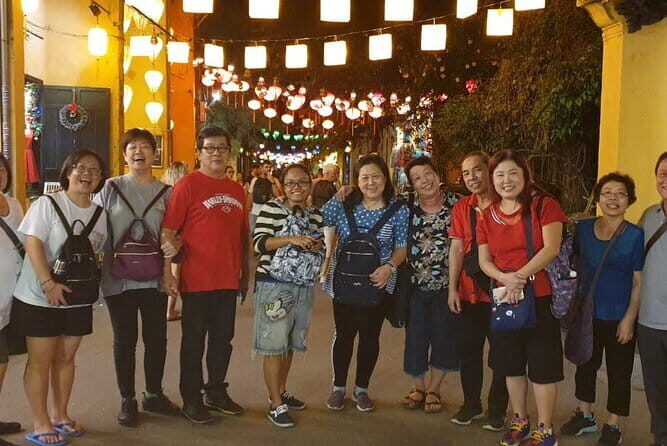 Hoi An Walking Tour, Sampan Boat Trip , Foodie Tour by Night - Who Should Book This Tour?