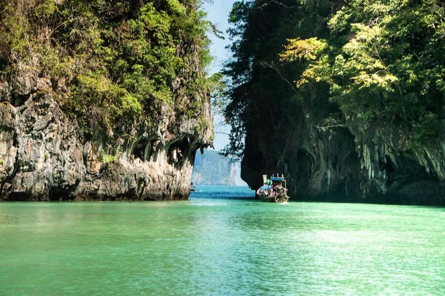 Hong Island Tour by Speedboat - An In-Depth Look at the Hong Island Speedboat Tour
