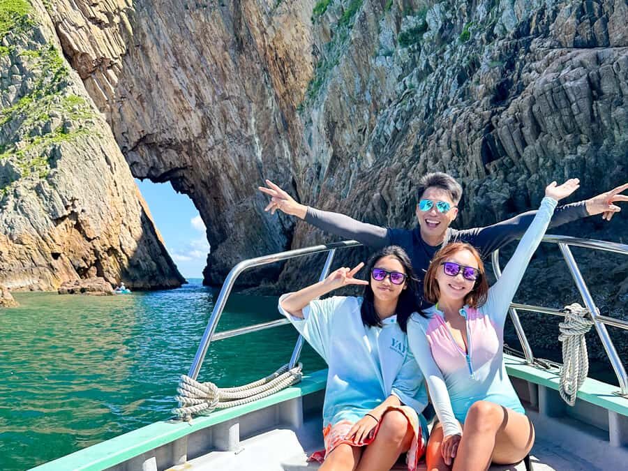 Hong Kong: Geopark Four Sea Arches Volcano Sightseeing Tour - A Closer Look at the Experience