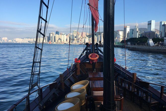 Hong Kong Night Tour: Peak Tram Rides plus Madame Tussauds - The Harbor Cruise: A Relaxing Welcome