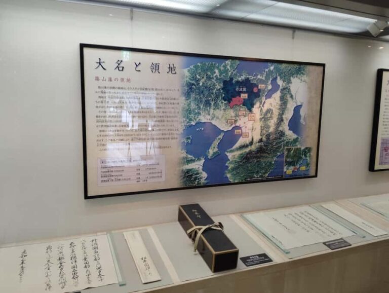 Hyogo: Sasayama Castle & Samurai Residence Guided Tour - A Detailed Look at the Sasayama Castle & Samurai Residence Tour