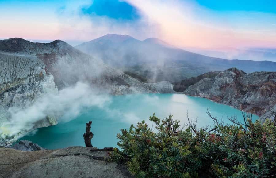 Ijen Crater Blue Flame Trek: Volcano & Sulfur Experience - Practical Details and Tips