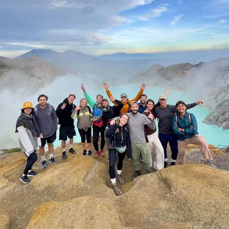 Ijen Volcano: Private Morning Hiking with Pickup & All Fees - The Details of the Mount Ijen Private Morning Hike
