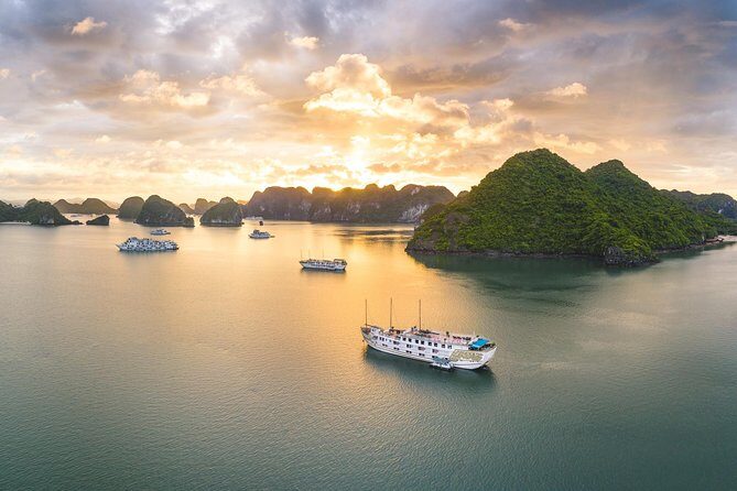 Indochina Sails Halong Bay - The Itinerary in Detail: What You Can Expect