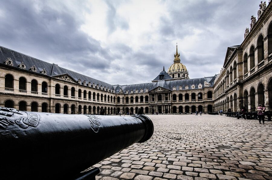 Honorary court cannons at Hotel des Invalides Paris