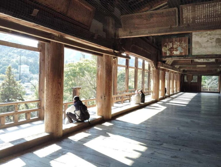 Itsukushima Shrine: Guided Tour with a Local - What to Expect from the Tour