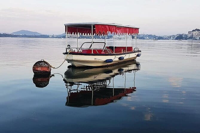 Jagmandir Island And Sunset Boat Ride On Lake Pichola, Udaipur Without Transfers - What’s Included and What’s Not