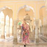 Jaipur: Private Mobile Photoshoot at Gaitore Cenotaphs - The Meeting Point and Logistics