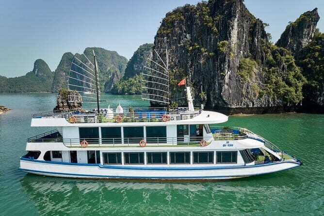 JEWELS OF THE BAY CRUISE - Luxury 1 Day Tour in Halong Bay - Breaking down the itinerary