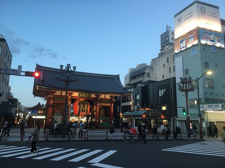 Asakusa Kaminarimon gate November 2021