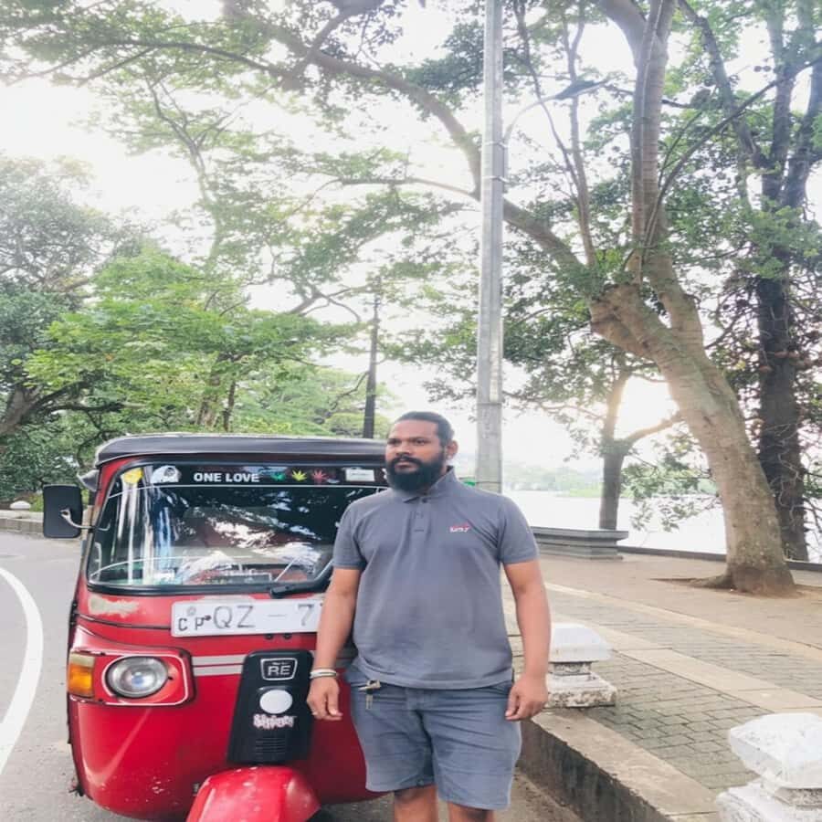 Kandy Heritage and Cultural Temple Tour By Tuk TUk - Practical Considerations and What to Expect