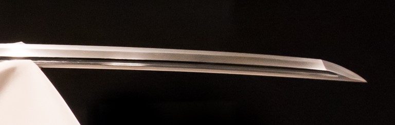 Close-up of Kunimitsu katana blade showing the hamon temper line