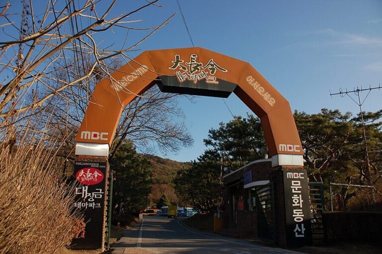 How to Book a K-Drama Filming Location Tour in Korea