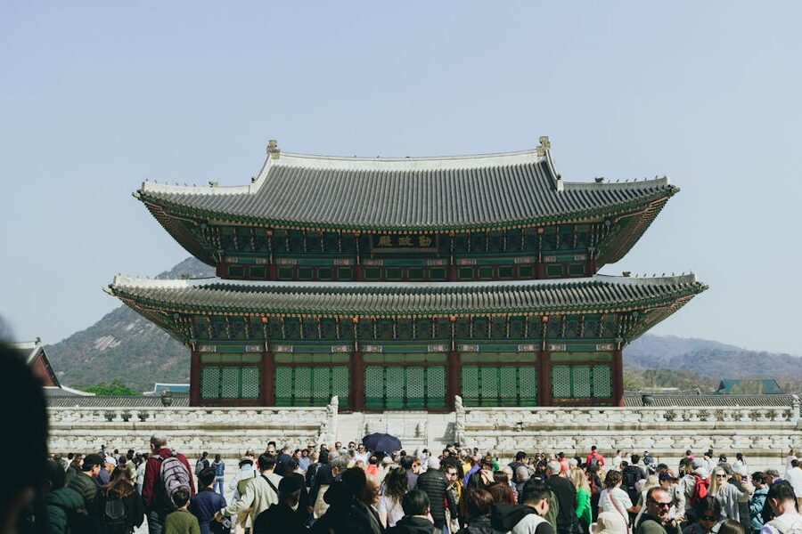 Gyeongbokgung Palace with spring tourists