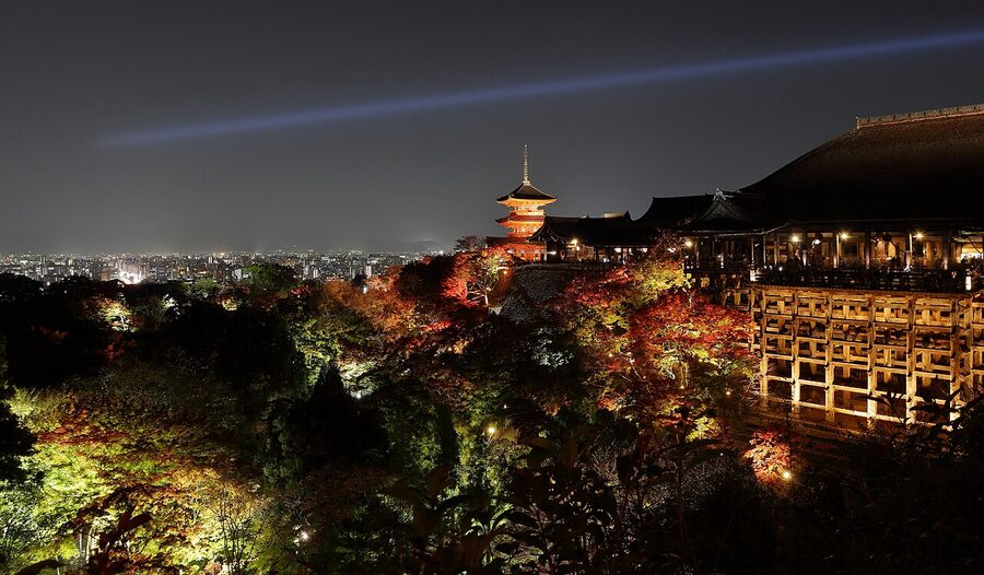 Kiyomizu-dera temple Kyoto interior view