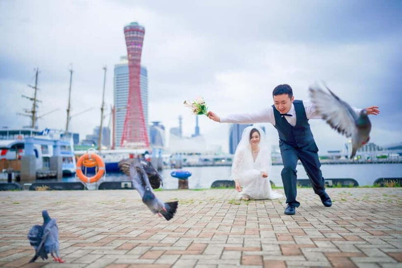 Kobe: Day or Night Photoshoot around Kobe Port Tower - What Makes This Photoshoot Stand Out?