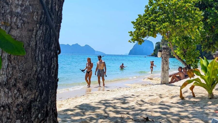 Koh Lanta: 4 Islands, Emerald Cave & Koh Kradan by Speedboat - Practical Details and Considerations
