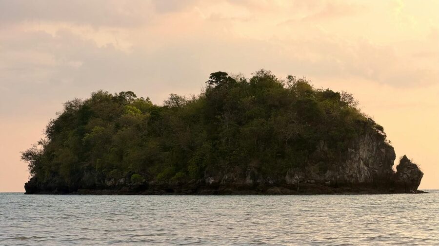 Thai island silhouette at golden sunset