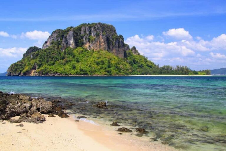 Krabis Whisper: Phi Phi & 4 Islands Sunset Speedboat Tour - What Makes This Tour Unique?