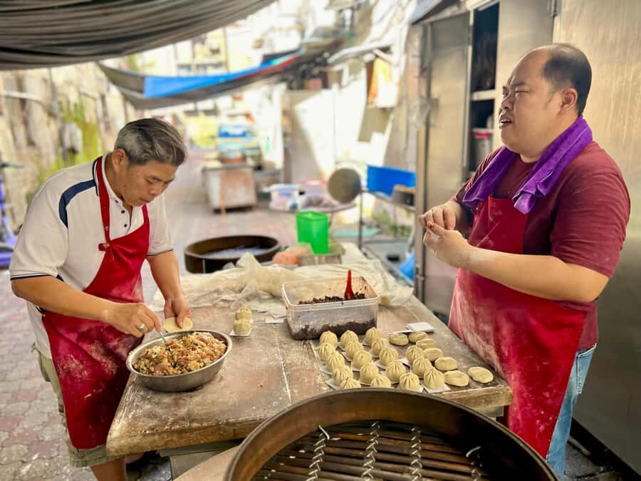 Kuala Lumpur: Chinatown & Centre Food Tour with 12 Tastings - Practical Details & What to Expect
