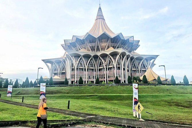 Kuching Half Day City Tour with Pick-up - Who Should Consider This Tour?