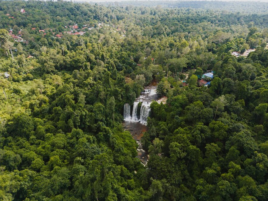 Phnom Kulen waterfall lower pool