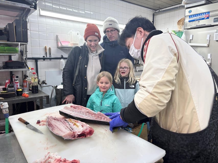 Kyoto: Enjoy Sushi & Market Tour! Best for Family & Couple! - Who Should Consider This Tour?