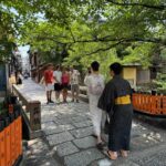 Kyoto: Gion Highlights & Hidden Treasures Guided Tour - Exploring Kyoto’s Spiritual Heart: Yasaka Shrine and Kodaiji Temple