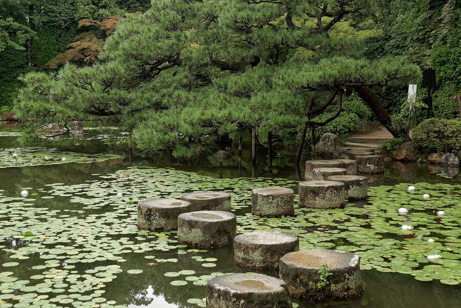 Heian Shrine garden pond Kyoto