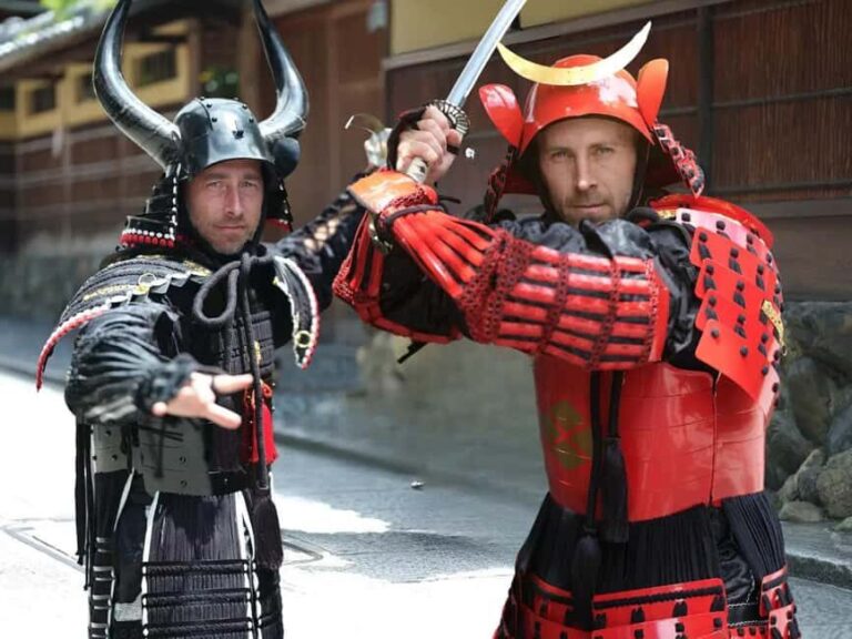 Kyoto: Men's Armor Rental (Kyoto Kimono Rental CHAMATSU) - What Sets This Apart from Similar Experiences?
