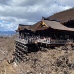 Kyoto Private Car Tour from Osaka to Gion and Fushimi - Detailed Breakdown of the Itinerary