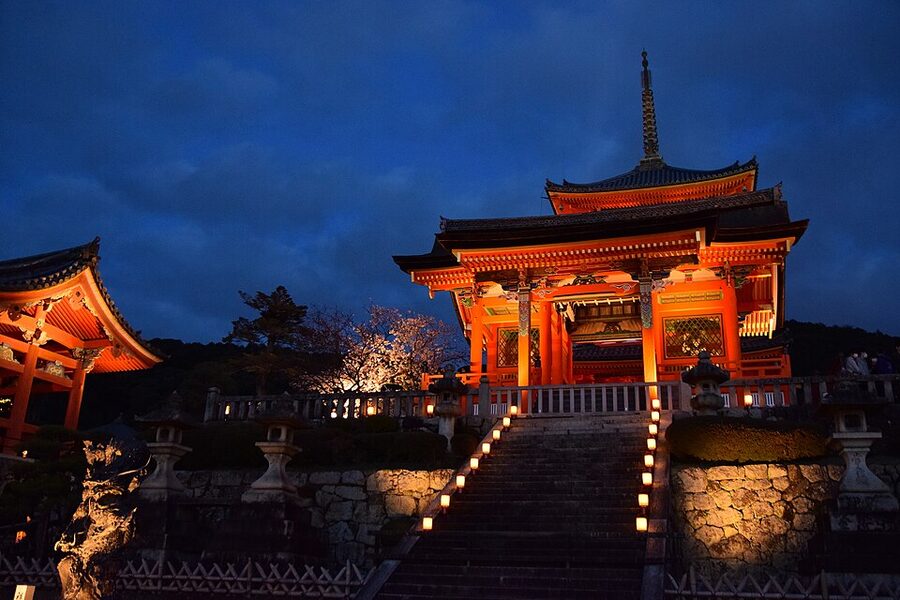 Kiyomizu-dera lit for cherry blossom season