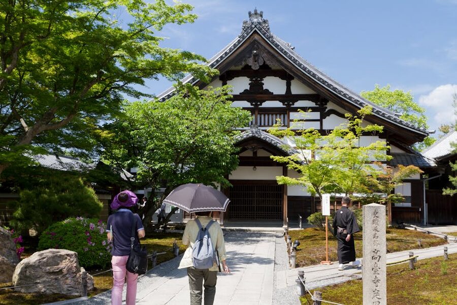 Family in Kyoto on private guided outing