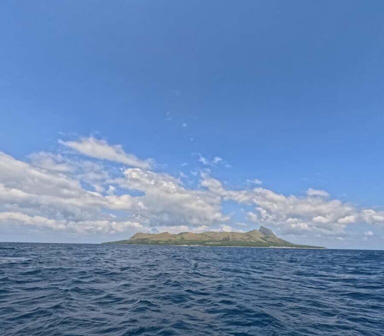 Labuan Bajo: Nuca Molas Day Trip with Lunch & Boat Ride - Exploring Flores Natural Charm: What to Expect