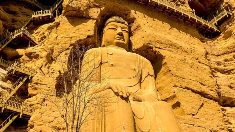 Lanzhou: Liujia Gorge & Binglingsi Grottoes Private Tour - Practical Tips and Considerations