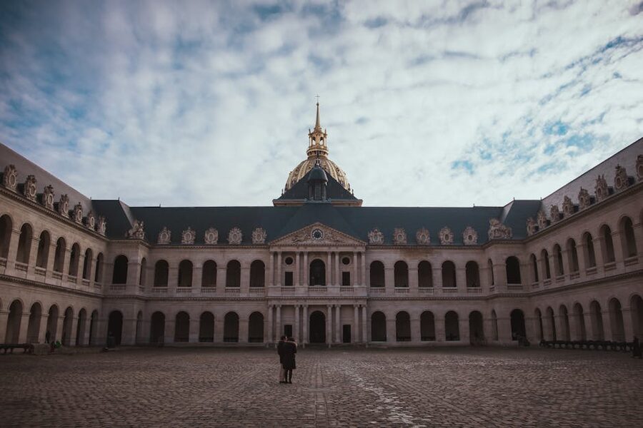 Les Invalides courtyard in winter