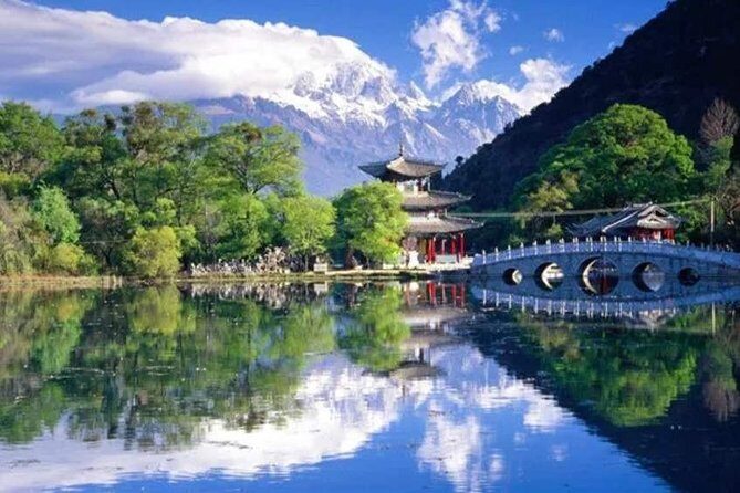 Lijiang Day Tour to Jade Dragon Snow Mountain, Black Dragon Pool and Old Town - Stop 1: Yulong (Jade Dragon) Mountain