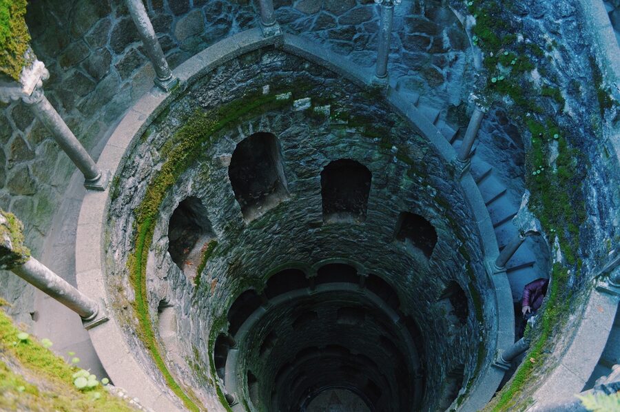 Quinta da Regaleira tower garden mystery Sintra