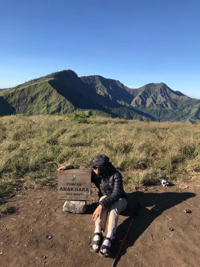 Lombok: Exclusive Anak Dara Hill Overnight Hike with Dinner - What Makes This Tour Stand Out?