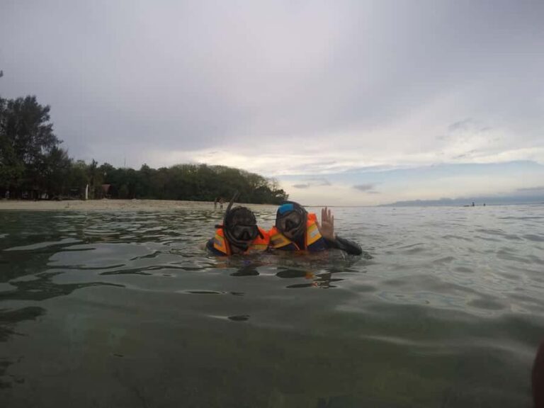 Lombok: Gili Islands Boat Trip with Snorkeling - Who should consider this trip?