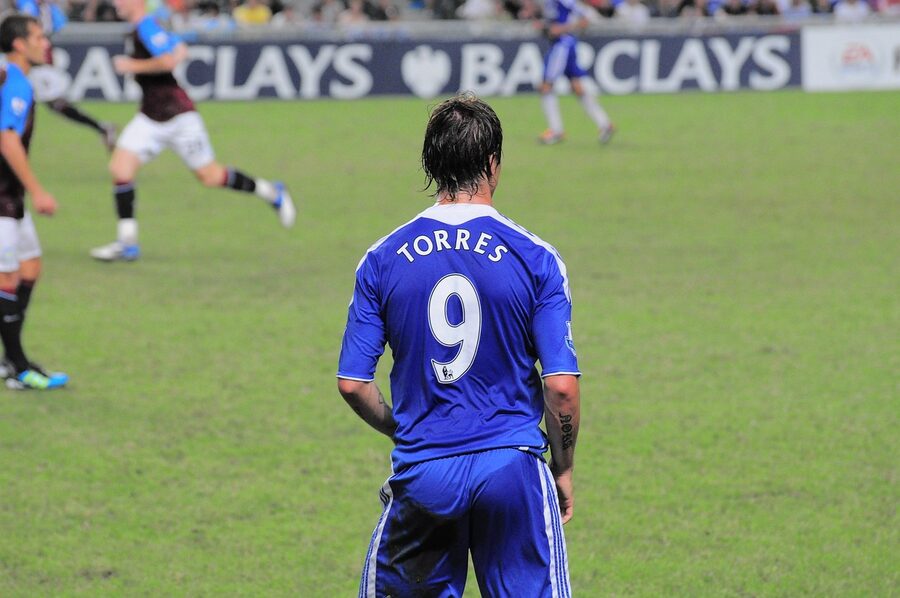 Fernando Torres Chelsea match action