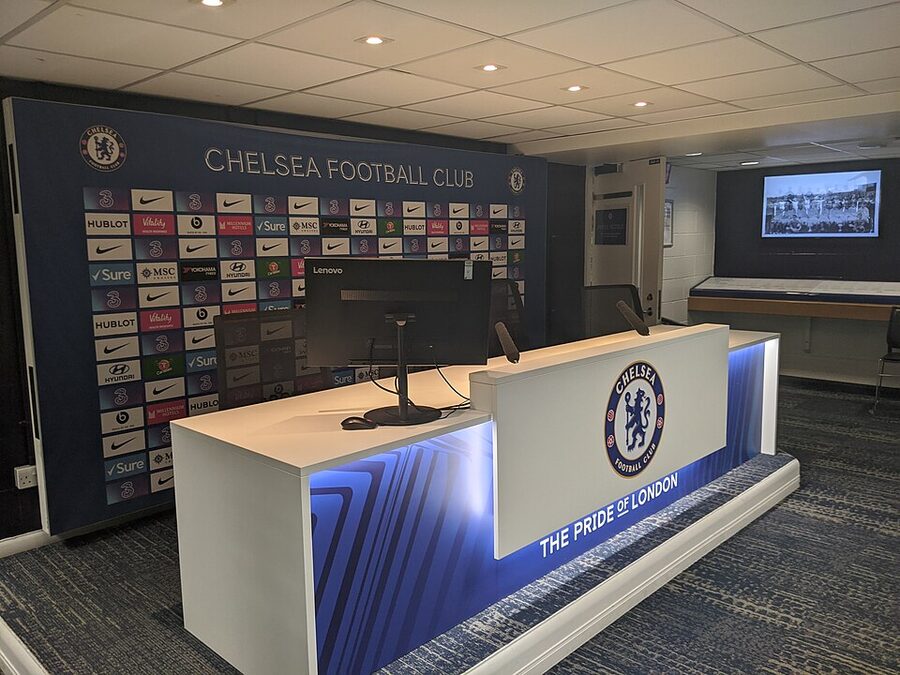 Chelsea FC stadium tour exit to pitch