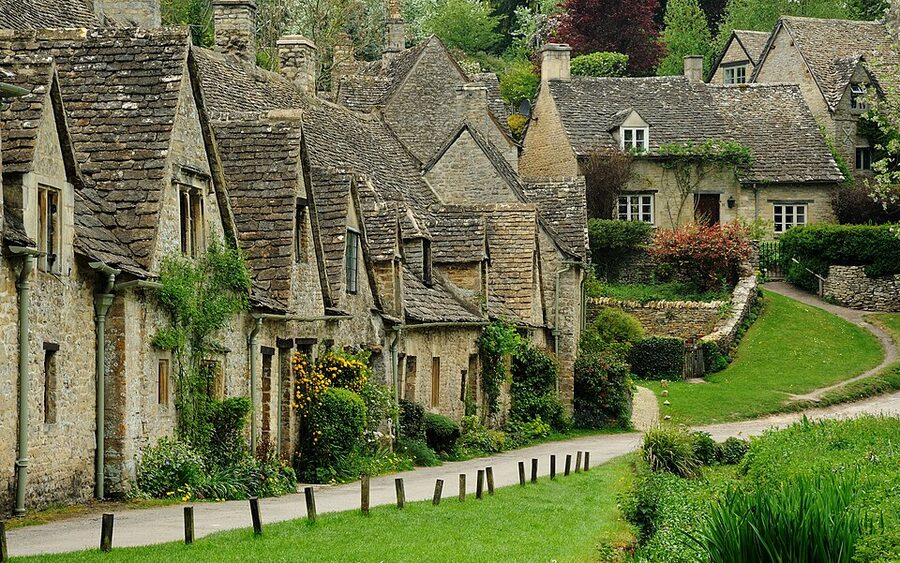 Arlington Row weavers cottages in Bibury Cotswolds